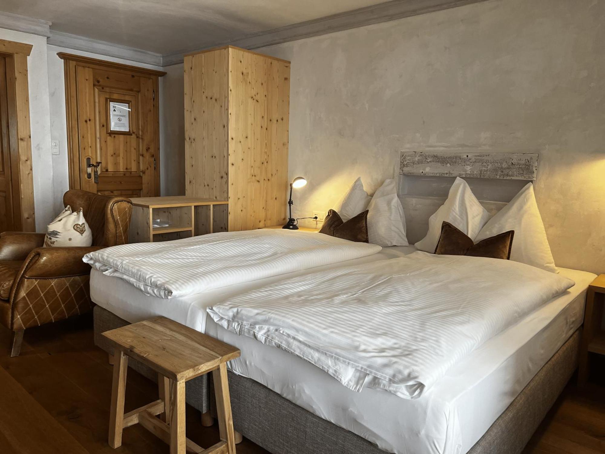 צרמט Hotel Berghof מראה חיצוני תמונה