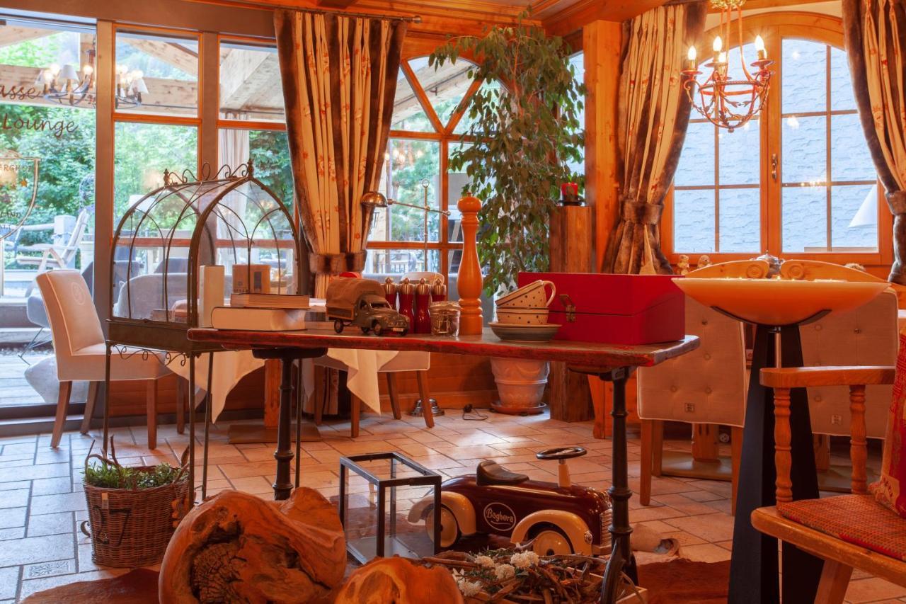 צרמט Hotel Berghof מראה חיצוני תמונה
